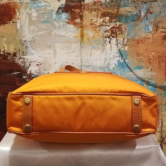 ❌SOLD🚫GENUINE PRADA TESSUTO TOTE! - Picture 5 of 15